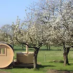 Holiday home Barrel Papilles En Escapade Sevremont